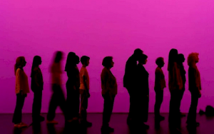 Scena dallo spettacolo A human song di Chiara Frigo © AHS NID